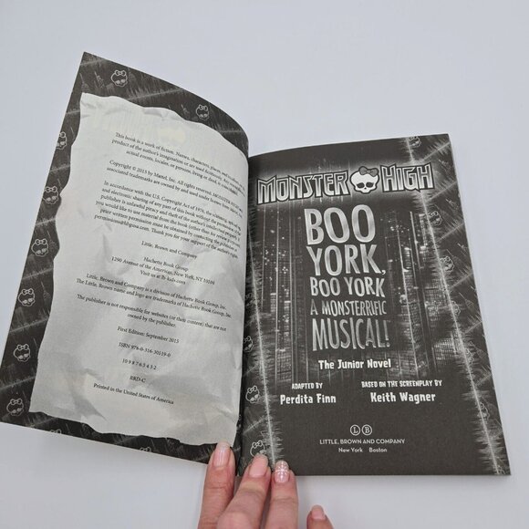 Monster High Books Boo York Boo York And Goulfriends To The End Soft Cover Paran - Picture 6 of 16